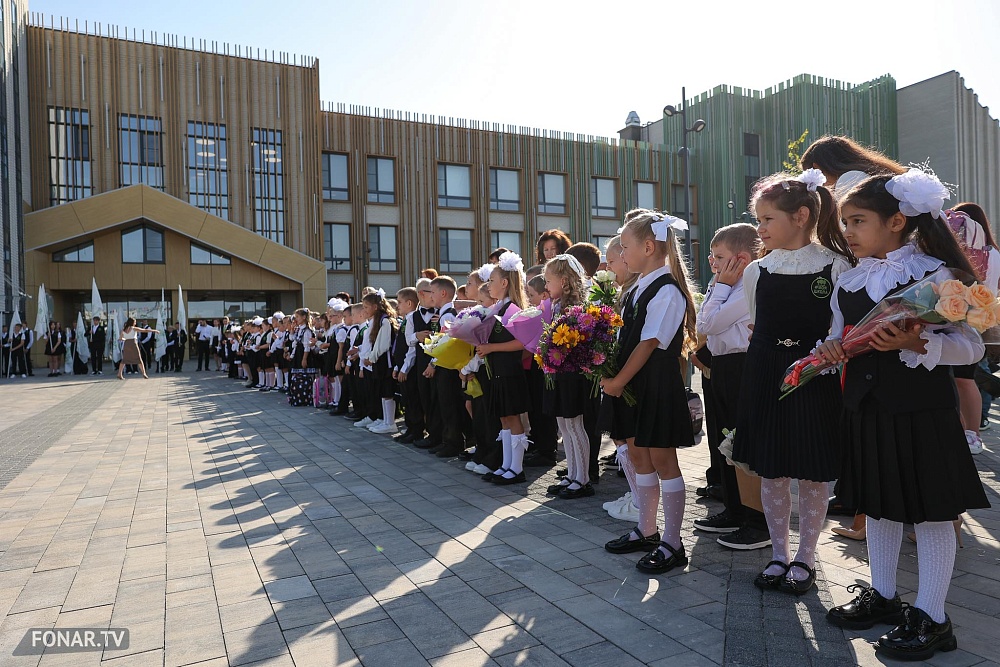 Школа на 1000 мест «Моя школа» в микрорайоне «Наследие» Дубовского поселения